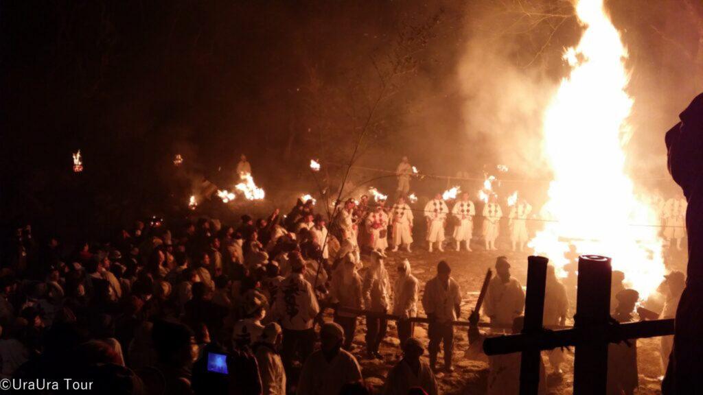 ★Confirmed★ [March 2nd, 2026 Only!] Wakasa “Omizu-okuri” Ceremony – Join the Torchlight Procession of 1,000 People – The Sacred Start of Todai-ji’s Omizutori [Limited to 8 guests per car]